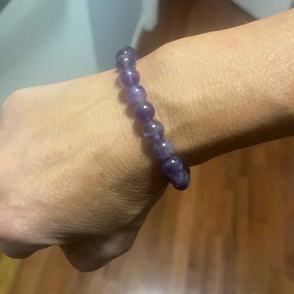 Bracelet purple stone